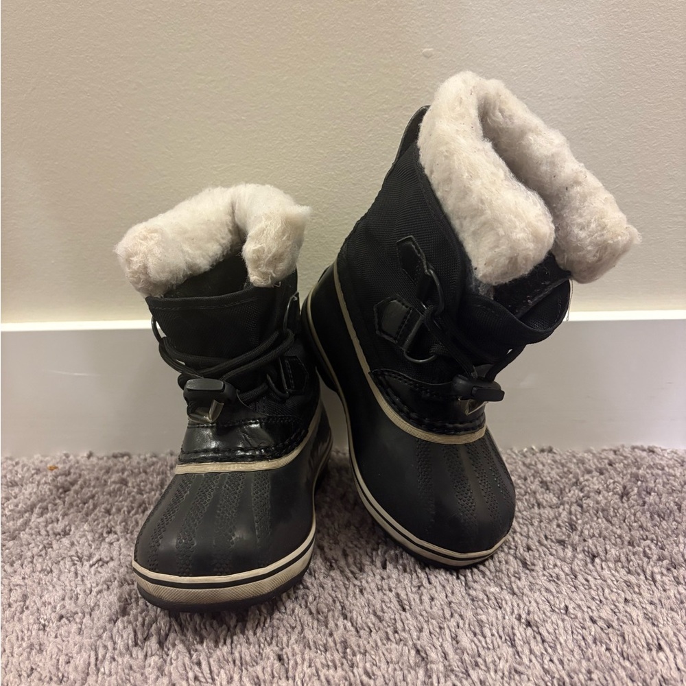 Sorel Black and Cream Kids Snow Boots